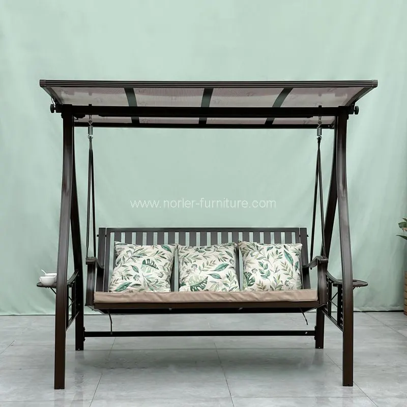 Ашық аспалы орындықты ашық ауада демалу үшін тамаша таңдау жасайтын нәрсе